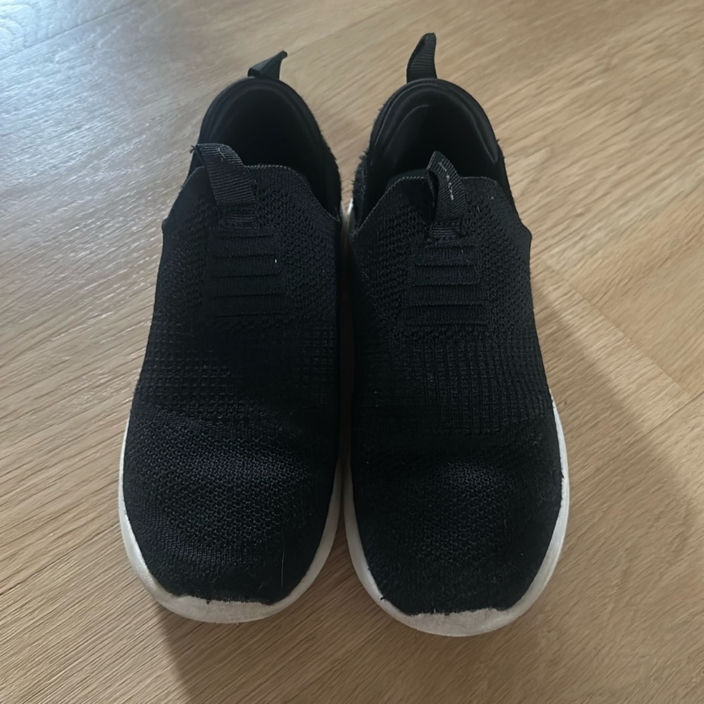 Skechers slip on sneaker, size 3